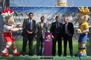 Українці заплатять за Євро-2012 ще півтора мільярда гривень