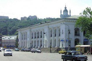 Киевсовет спас Гостиный двор от реконструкции