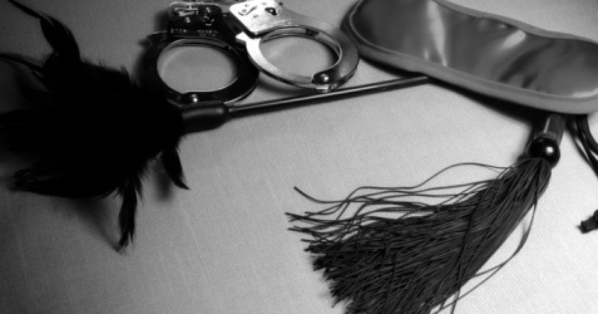 У Росії підполковник з дружиною померли під час БДСМ-сесії: їх знайшли у підгузках
