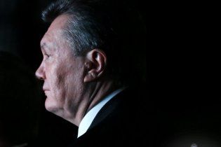 Янукович пообіцяв не підписувати закони, прийняті Радою
