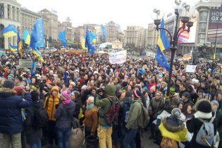 15 тисяч студентів вирушили до Януковича вимагати асоціації з ЄС