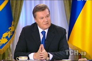 Янукович досі не розуміє, чому Європа зірвала саміт в Ялті і тиснула напередодні Євро-2012
