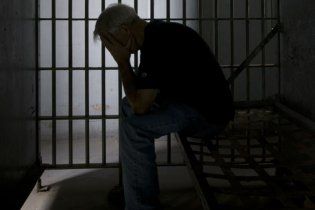 У Запоріжжі офіцера військової авіації за державну зраду кинули до в'язниці на 12 років
