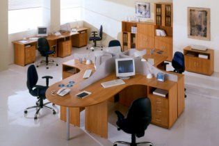 Зробити з квартири офіс коштує 30 тис. доларів хабарів