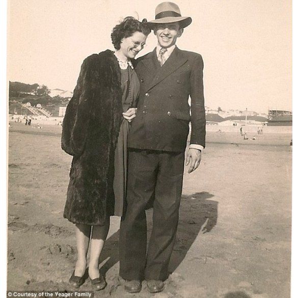 Gordon and Norma Yeager_7