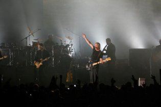 Экс-лидер Pink Floyd договорился про Крым и Россию до базы "Миротворца"
