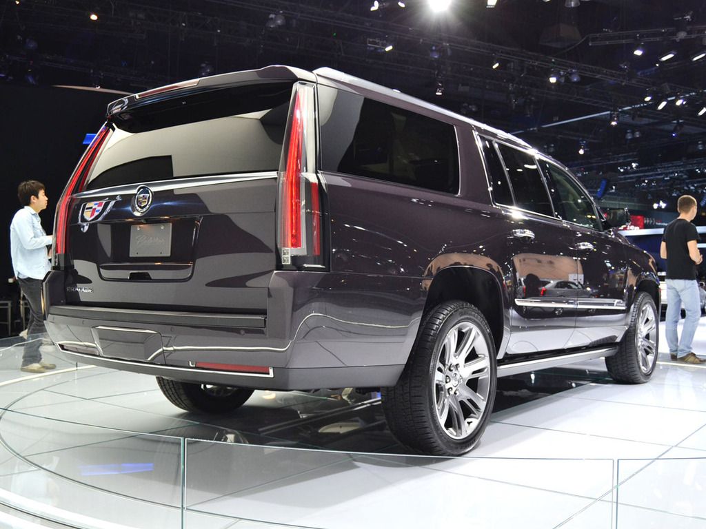 Cadillac escalade новый