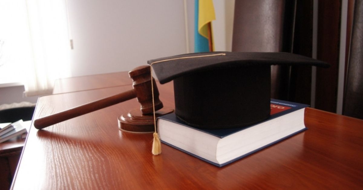 Луцкий судья-коррупционер нанес украинским банкам ущерб в 25 миллионов