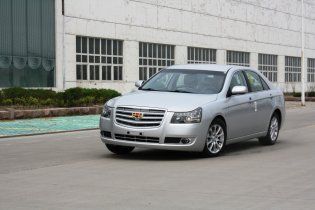 Тест-драйв Geely Emgrand E8: Китайский бизнес-класс