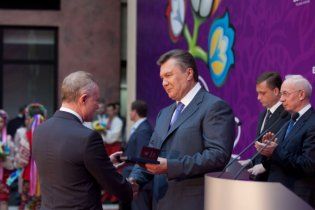 Янукович отпраздновал свои 62 в Крыму