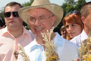Азаров "попался" на искажении экономических показателей Украины