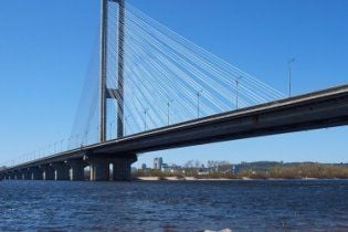 У Києві частково перекриють Південний міст у неділю