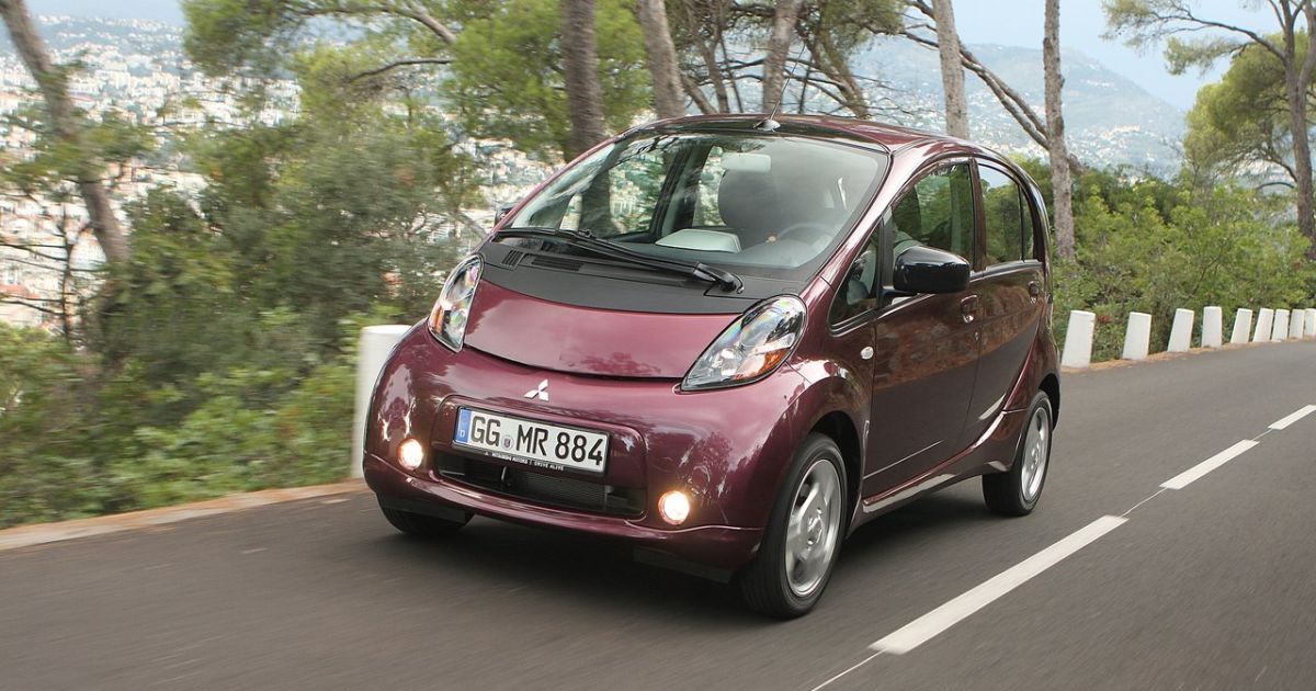 Весной в России появятся электромобили Mitsubishi I-MiEV Весной в России появятся электромобили Mitsubishi I-MiEV