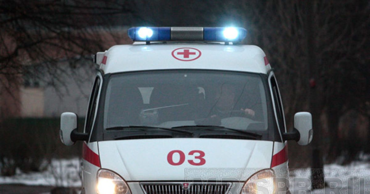Вилетів з траси і врізався в дерево: у Мережі поширюють відео загибелі лижника на змаганнях на Камчатці