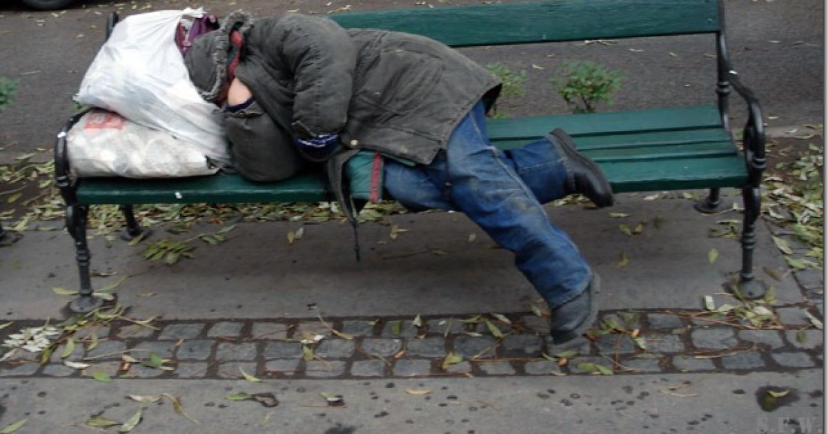 На вулицях України зросла кількість психічно хворих безпритульних людей