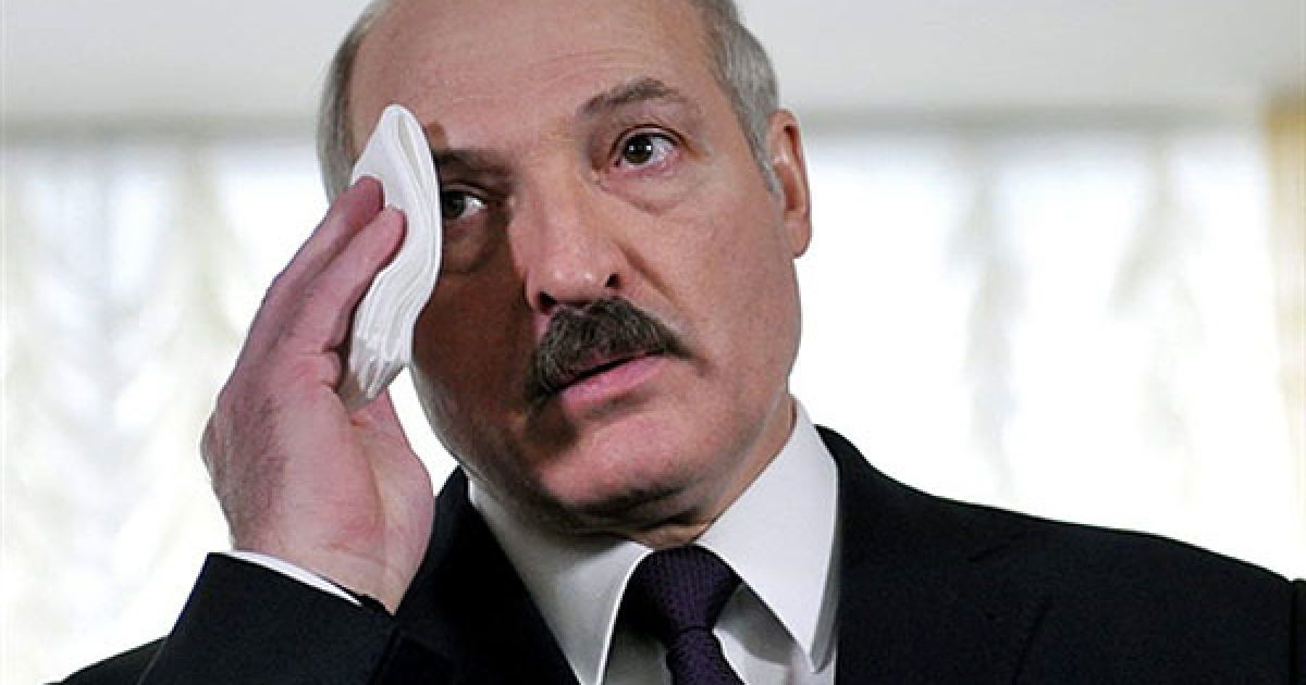 Испуганный Лукашенко ведет двойную игру с Путиным и Порошенко ...