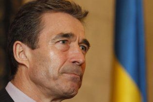 Генсек НАТО стурбований кривавими подіями в Україні