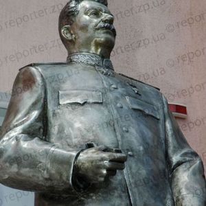 сталіна у запоріжжі підірвали_1