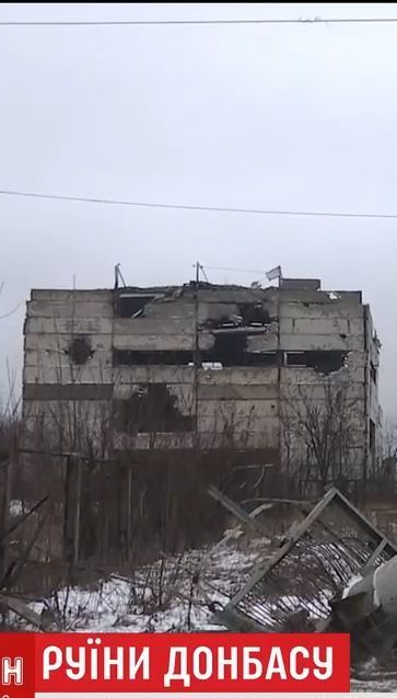 На фронті ворог може зрівняти із землею село Піски