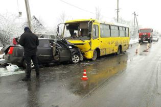 У Маріуполі сталася смертельна ДТП за участю пасажирського автобуса