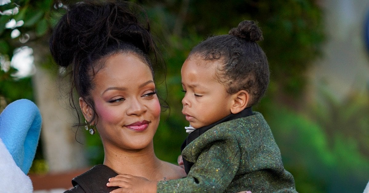 Ріанна із сином