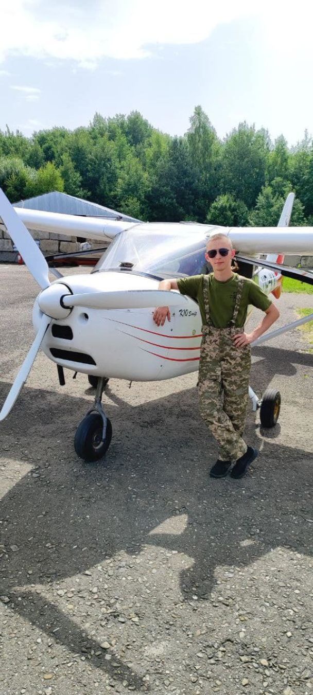 В ходе учебно-тренировочного полета на самолете К-10 Swift погиб 17-летний курсант