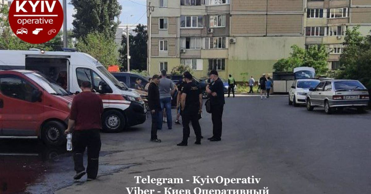 Ремонтував ліфт та впав у шахту: в Києві в багатоповерхівці загинув чоловік (фото)