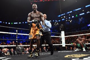 Вайлдер у напруженому бою здолав Ортіса і захистив титул WBC