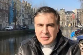 Саакашвили отреагировал на демонтаж палаток у Рады видеообращением на фоне каналов Амстердама