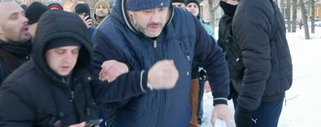 "Розписали будинок кров’ю": ватажок тітушок Крисін пояснив, навіщо йому державна охорона