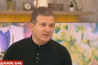 Горбунов в прямом эфире "Сніданку" спел "Ленинград" и "Океан Эльзы"
