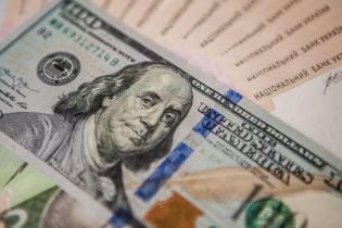 На Днепропетровщине на взятке задержали заместителя председателя горсовета