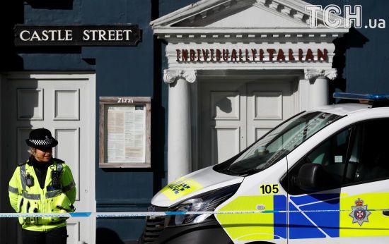 Британська поліція отримала інформацію про "інцидент" біля кафе, де обідали Скрипалі