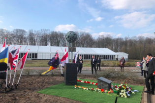 В Нидерландах открыли мемориал жертвам катастрофы MH17
