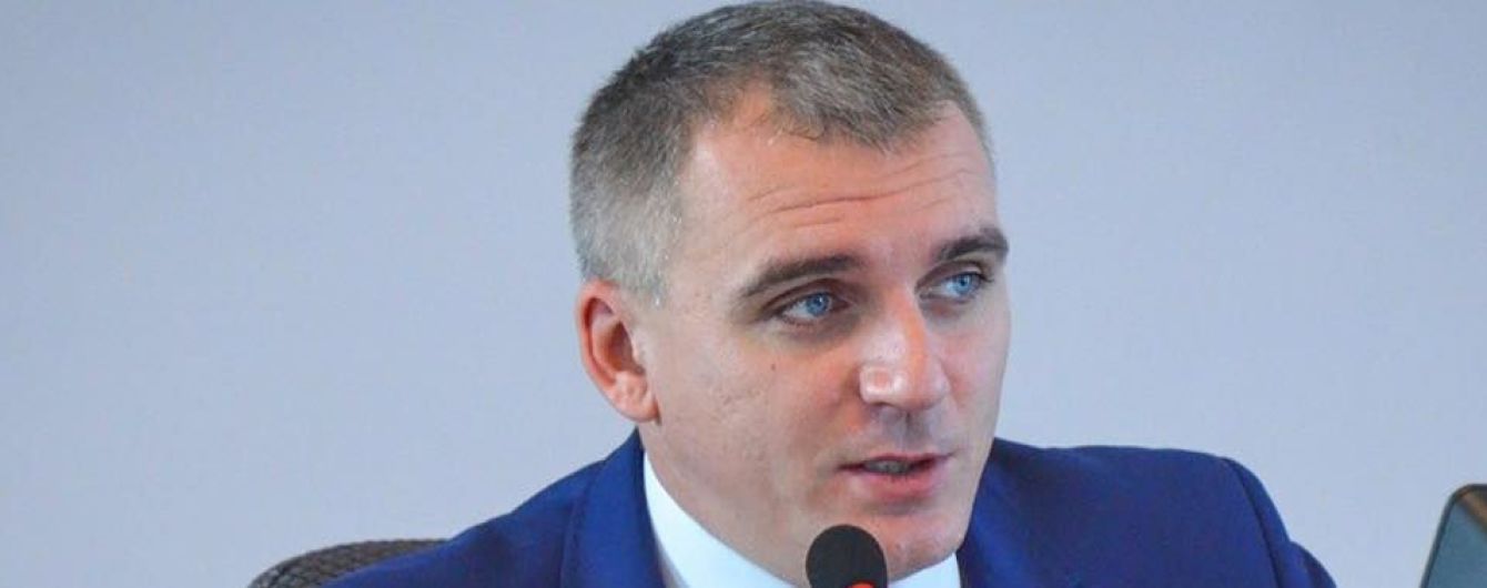 Перелез через окно: мэр Николаева сбежал от полицейских – СМИ