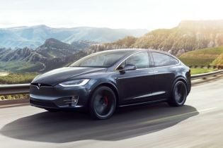 Аккумуляторы в Tesla сохраняют емкость на протяжении многих лет