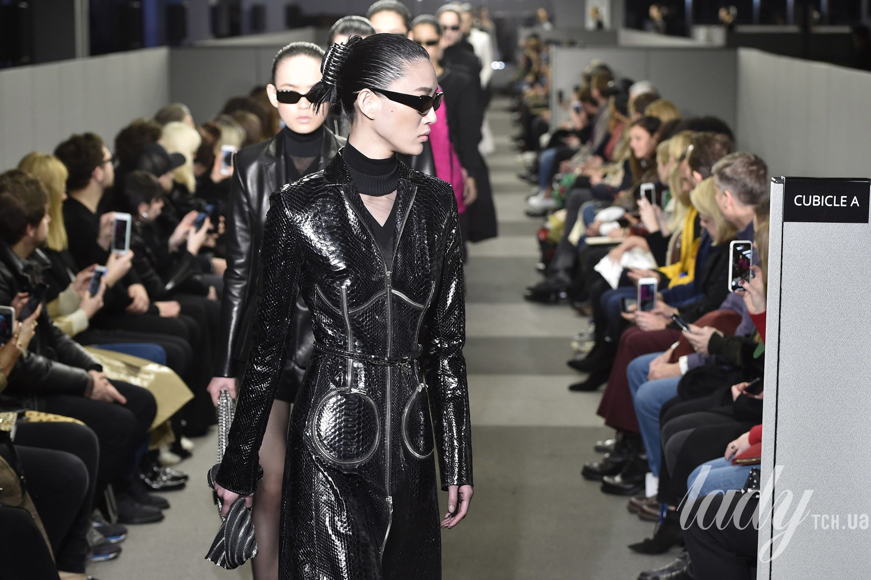 Alexander Wang прет-а-порте сезона осень-зима 2018-2019