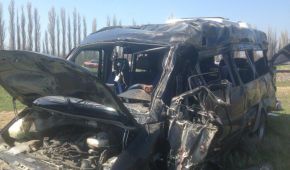 У смертельній ДТП з маршруткою та електричкою у Криму постраждали двоє громадян України