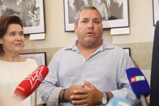 Син Че Гевари приїхав до окупованого Криму і потрапив до бази "Миротворця"