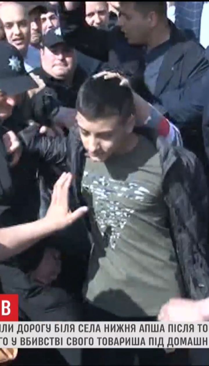 На Закарпатті правоохоронці ледь врятували від самосуду підозрюваного у вбивстві підлітка