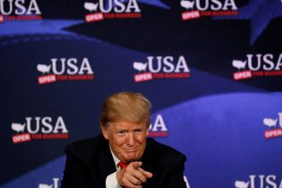 Победе Трампа на выборах могли способствовать принцы двух арабских стран - СМИ