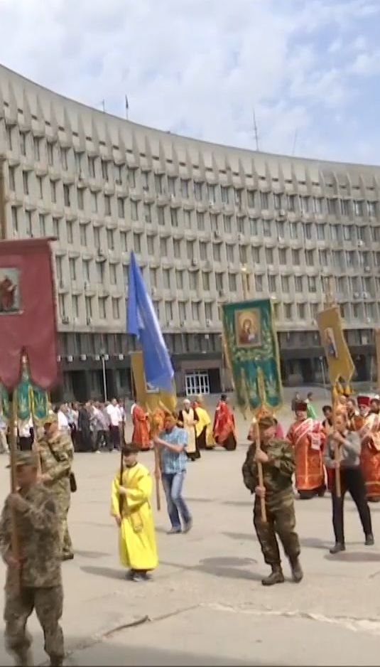 У Сумах організували хресний хід на підтримку автокефалії української православної церкви