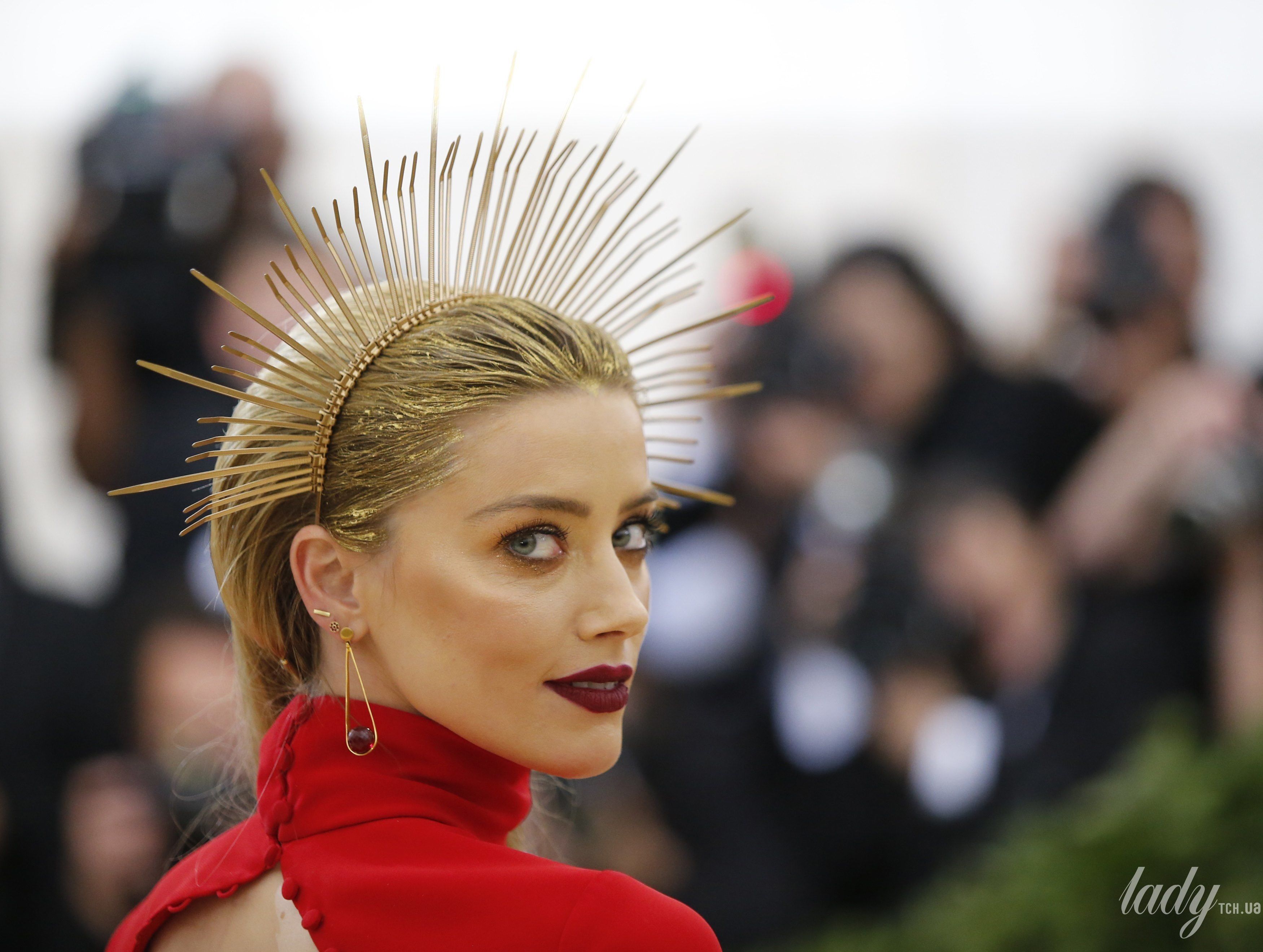 Эмбер Херд на Met Gala-2018_2