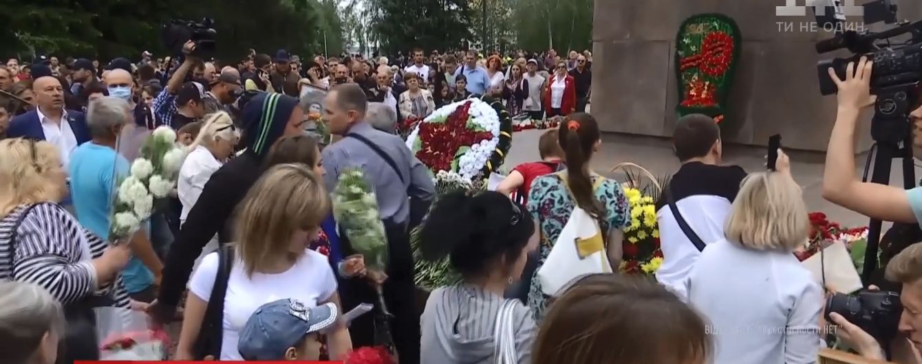 Страсти 9 мая: Украина отпраздновала День победы при усиленных мерах безопасности