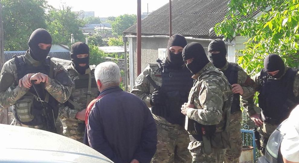 У ЄС закликали Росію негайно звільнити Сенцова, Балуха та ув’язнених кримських татар