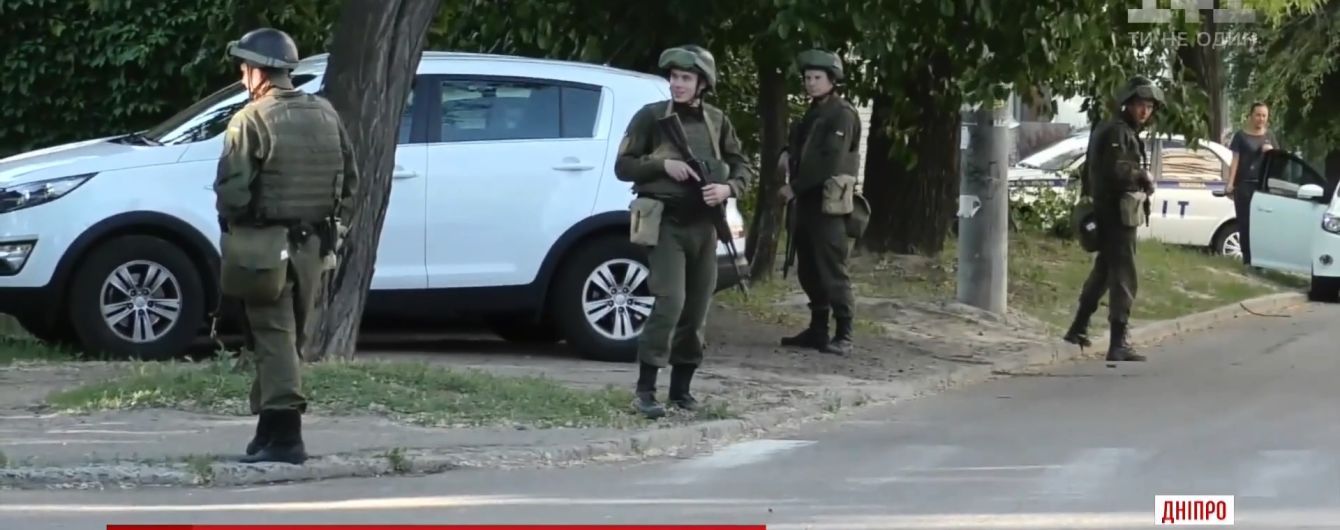 Дитсадок в епіцентрі теракту: раптові навчання поліції у Дніпрі налякали малюків і приголомшили батьків