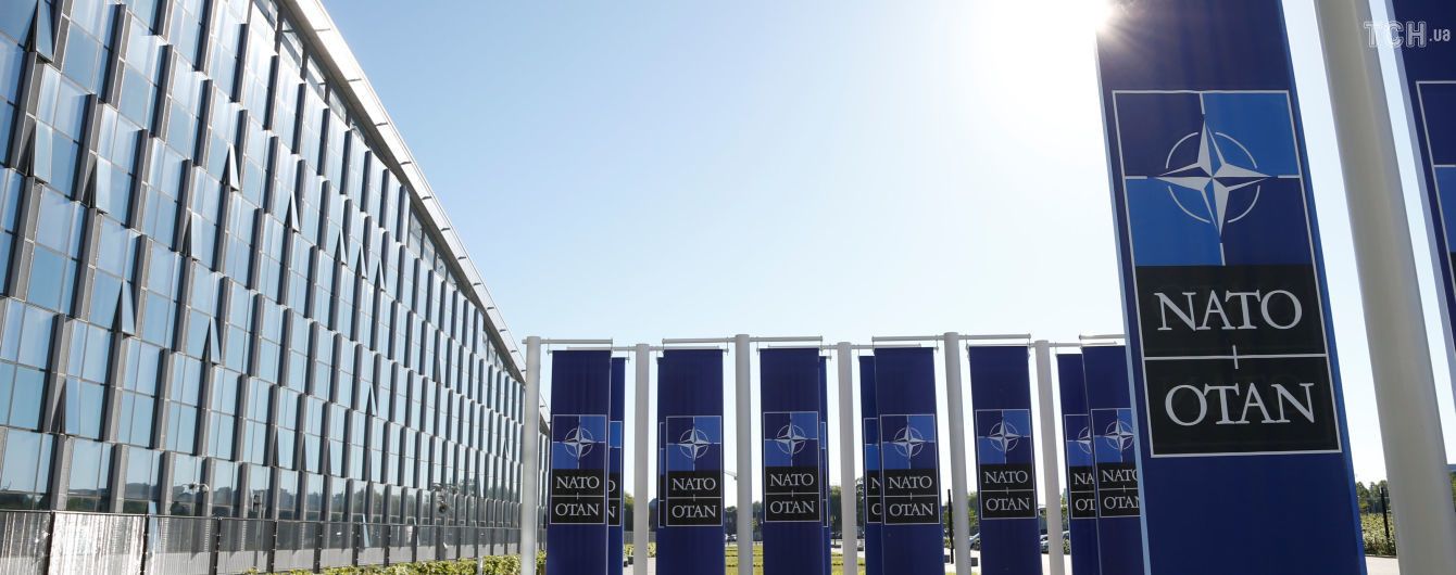 Україна передала НАТО доповідь про розробку Росією хімічної та біологічної зброї