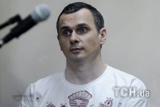 Російські тюремники заявили, що Сенцов набрав свою початкову вагу та вже не потребує дієти
