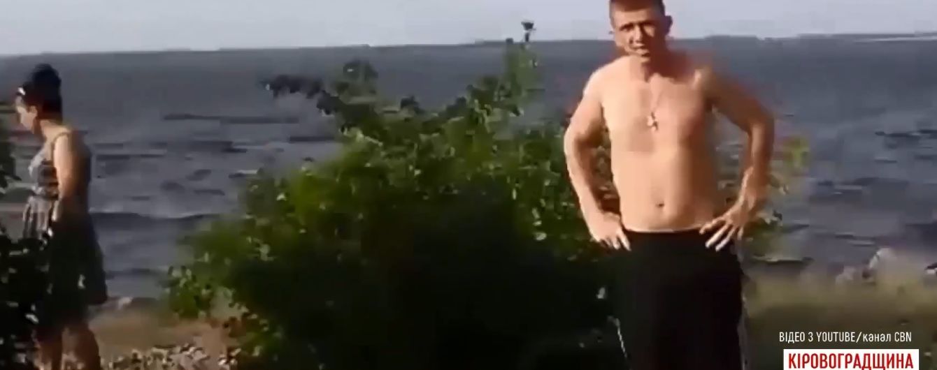 Неизвестный прохожий прыгнул в штормовой Днепр за 7-летним мальчиком, который тонул