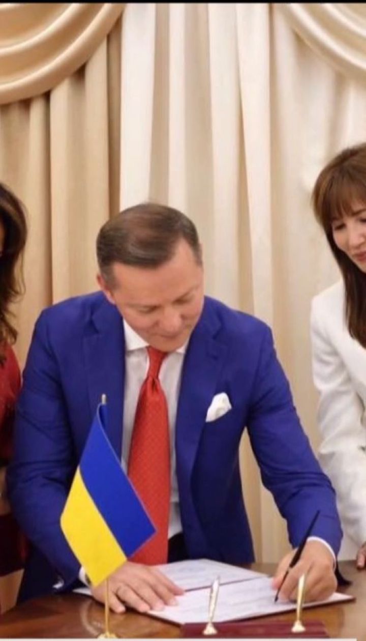 Олег Ляшко розписався зі своєю цивільною дружиною Росітою Сайранен